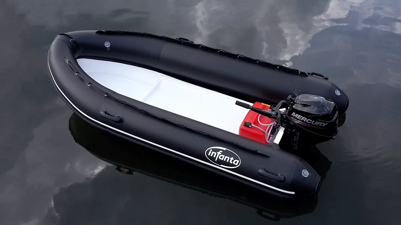 3.1m black inflatable boat with back tiller