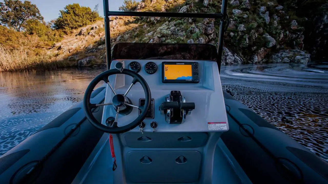 Helm with steering wheel and instrumentation
