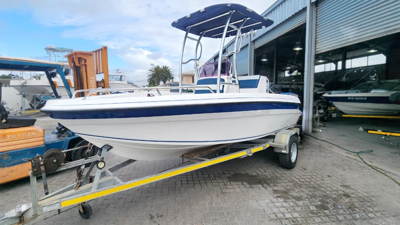 Pre-owned Bay Master CC