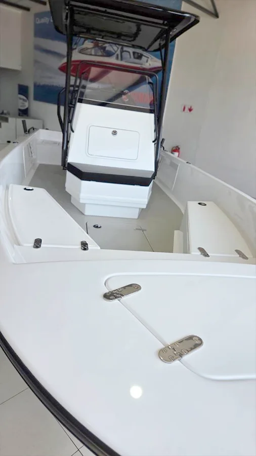 Boat interior layout